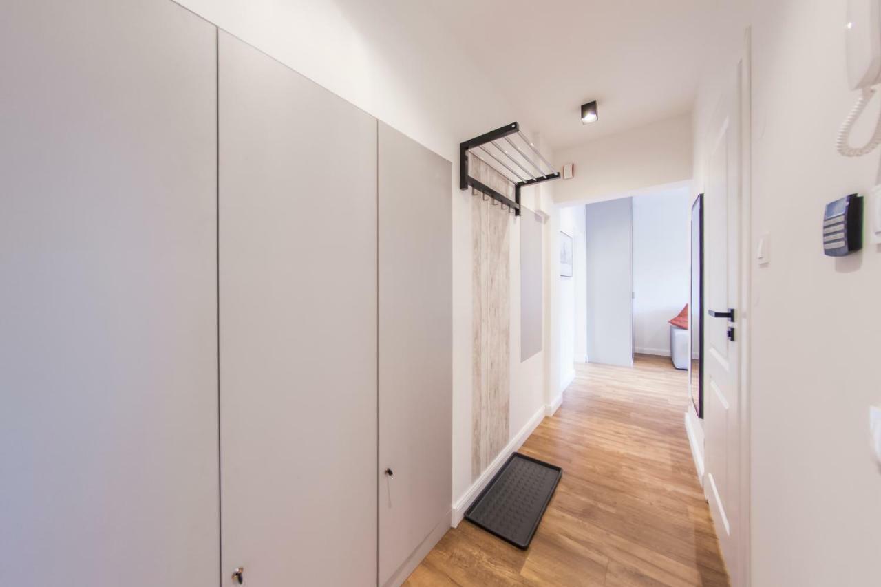 Family Luxury Comfort Old Town Apartament, 1-8, 2 Sypialnie I Salon, Parking W Cenie Gdańsk Buitenkant foto