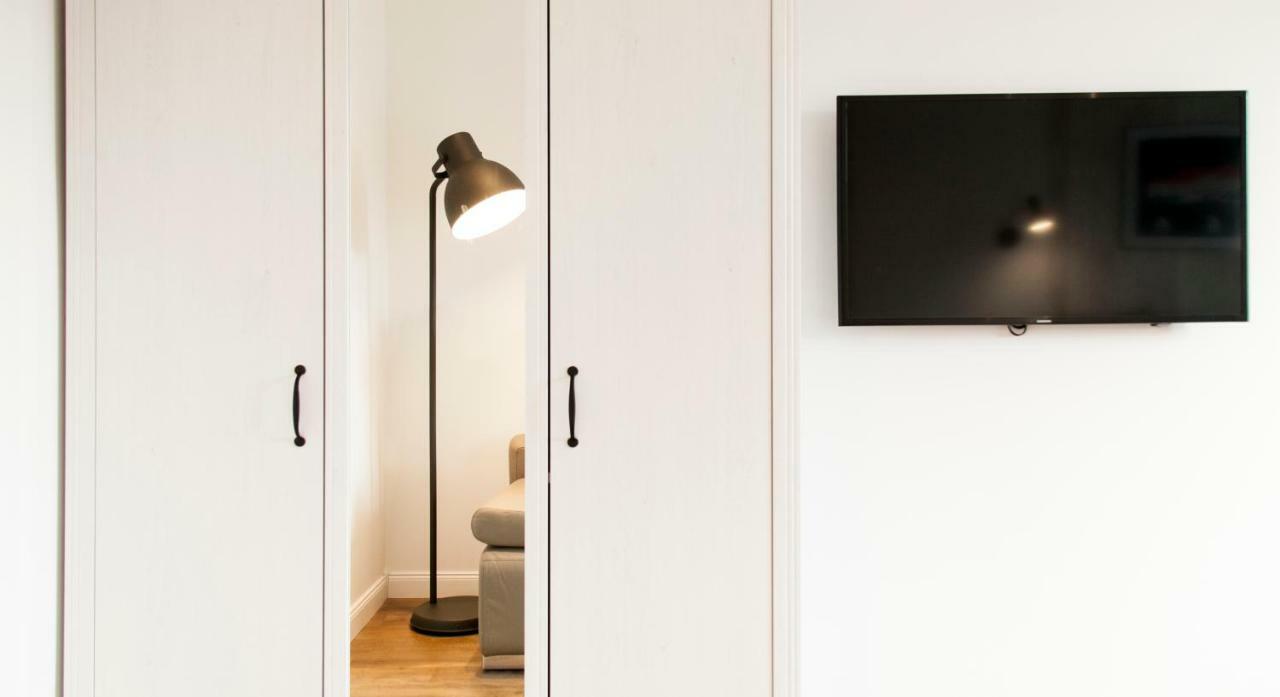 Family Luxury Comfort Old Town Apartament, 1-8, 2 Sypialnie I Salon, Parking W Cenie Gdańsk Buitenkant foto
