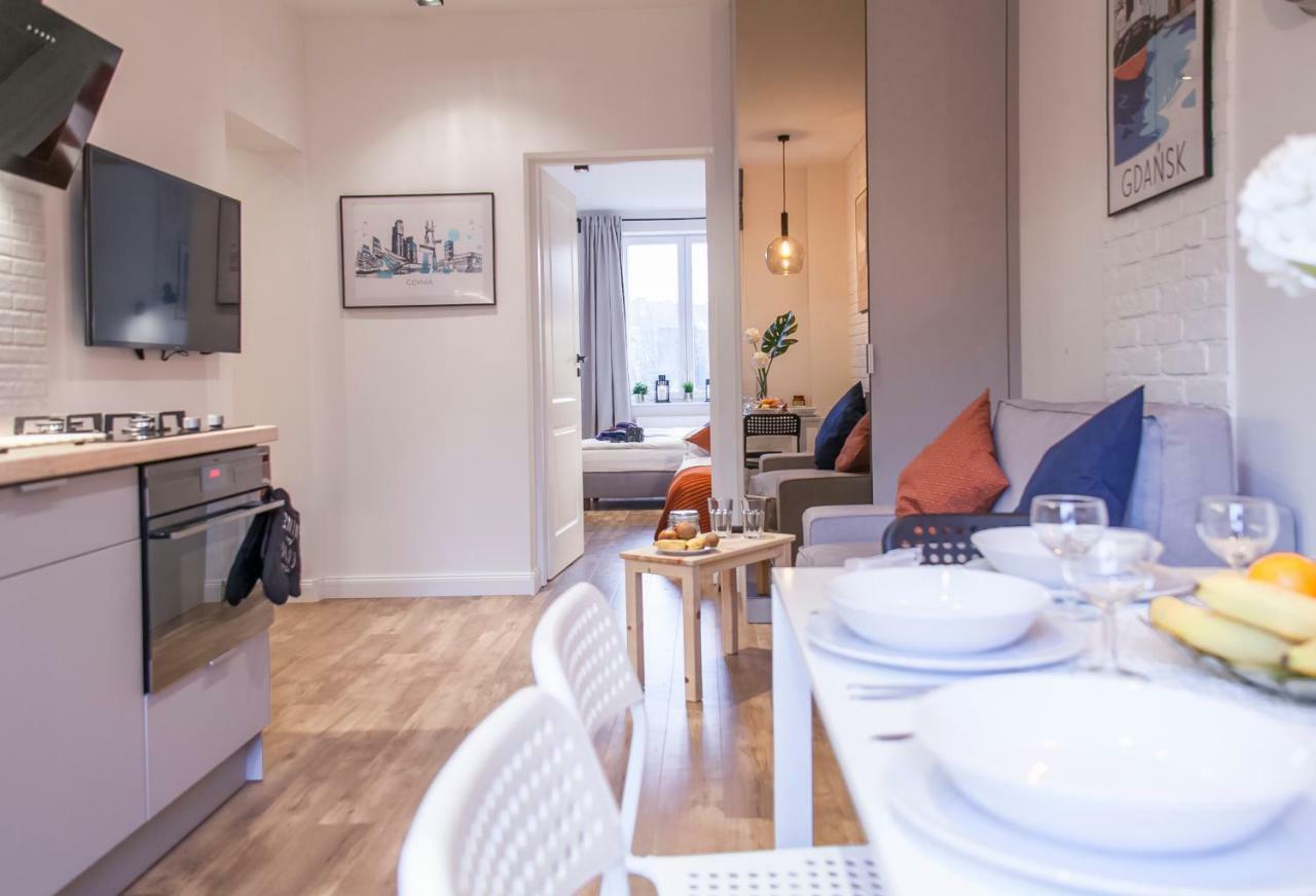 Family Luxury Comfort Old Town Apartament, 1-8, 2 Sypialnie I Salon, Parking W Cenie Gdańsk Buitenkant foto