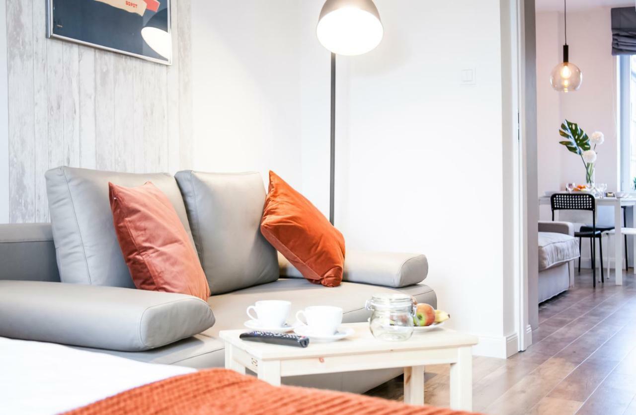 Family Luxury Comfort Old Town Apartament, 1-8, 2 Sypialnie I Salon, Parking W Cenie Gdańsk Buitenkant foto