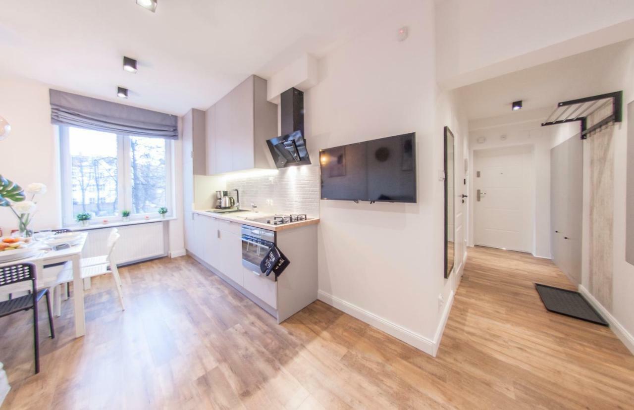 Family Luxury Comfort Old Town Apartament, 1-8, 2 Sypialnie I Salon, Parking W Cenie Gdańsk Buitenkant foto